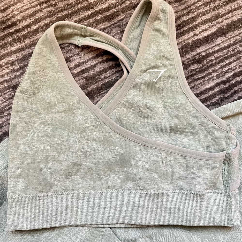Gymshark Camo Seamless Set, Sage Green, Size S - image 6